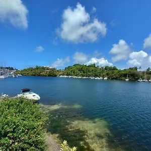  Appartement Cosy Avec Jacuzzi à La Marina Guadeloupe